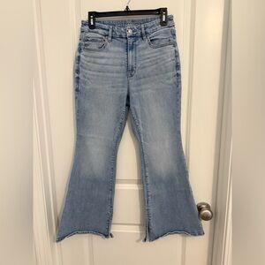 American Eagle Light Denim Flared Women Jeans Size 6 X-Short Lightly Worn